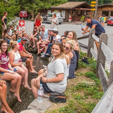 Schutzenbach Backpackers For Adults 18-35 Hostel Lauterbrunnen Εξωτερικό φωτογραφία