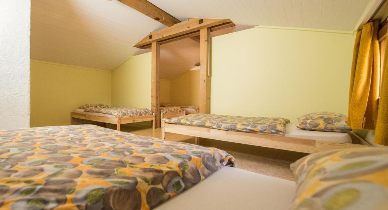 Schutzenbach Backpackers For Adults 18-35 Hostel Lauterbrunnen Εξωτερικό φωτογραφία